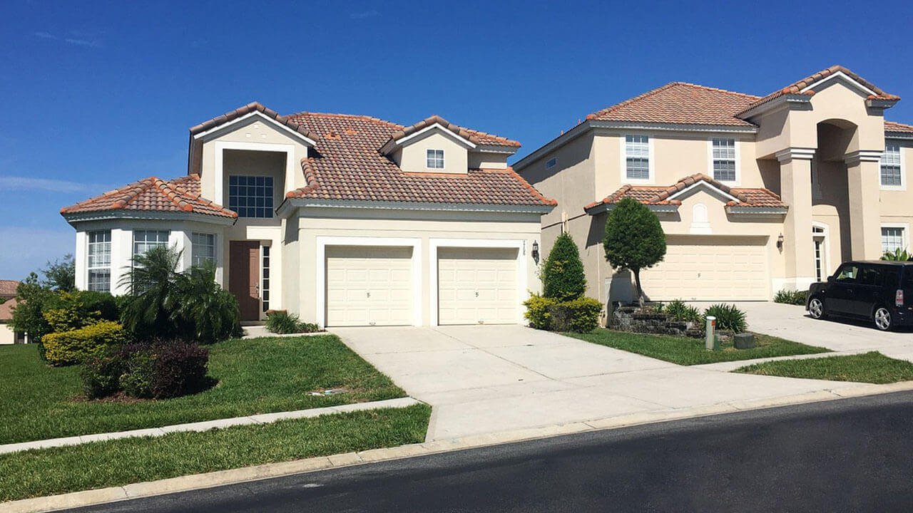 Can You Paint A Fiberglass Garage Door — Lone Star Garage Doors